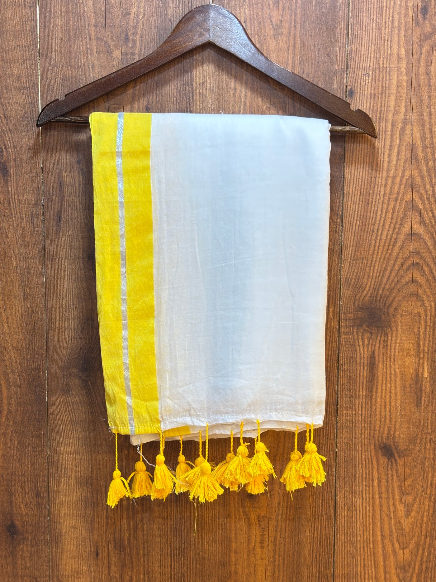 Soft Mul Cotton Saree with Yellow & Silver Border |With Tassels |