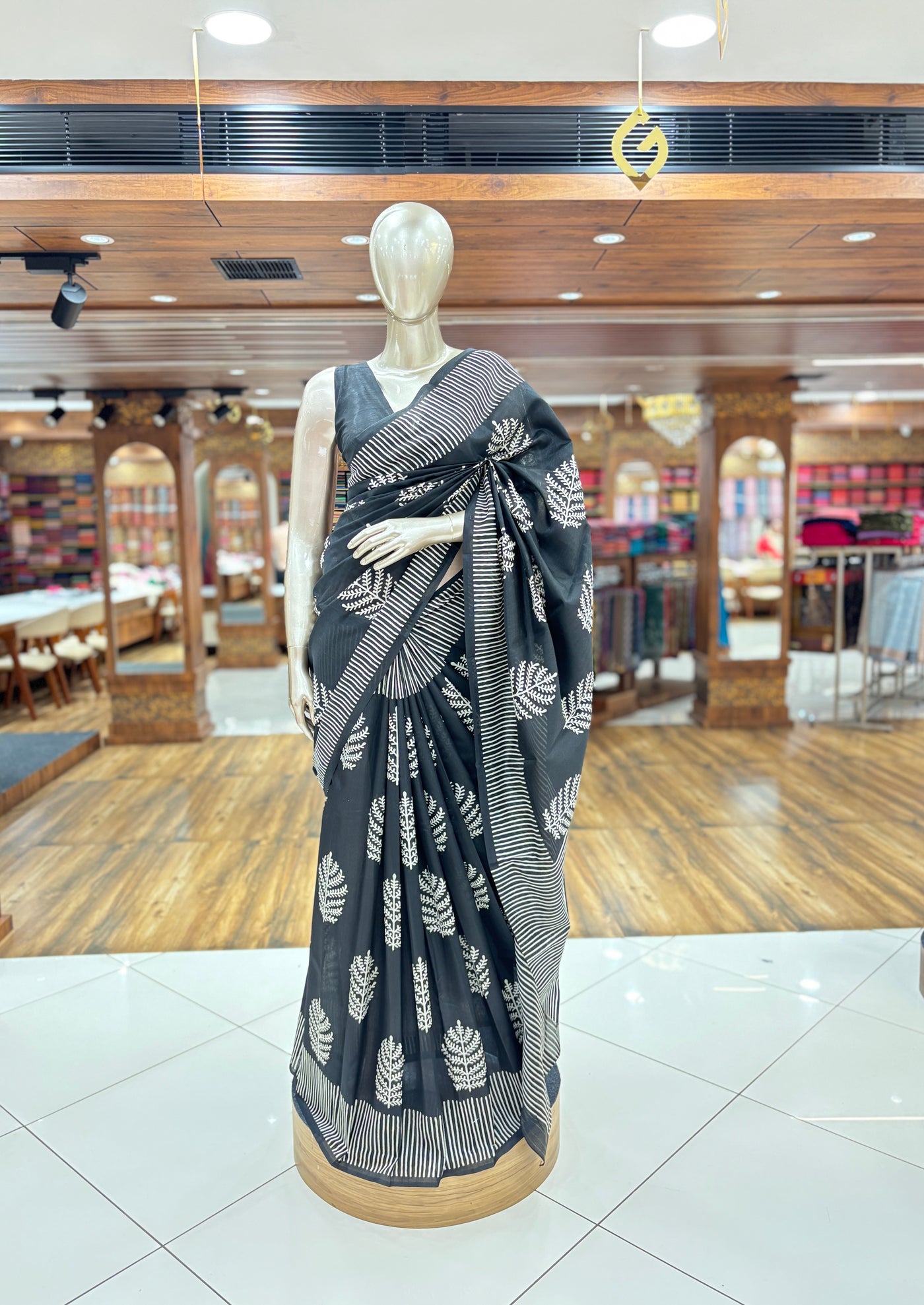 Women's Cotton Saree | Floral Printed | with Blouse Material