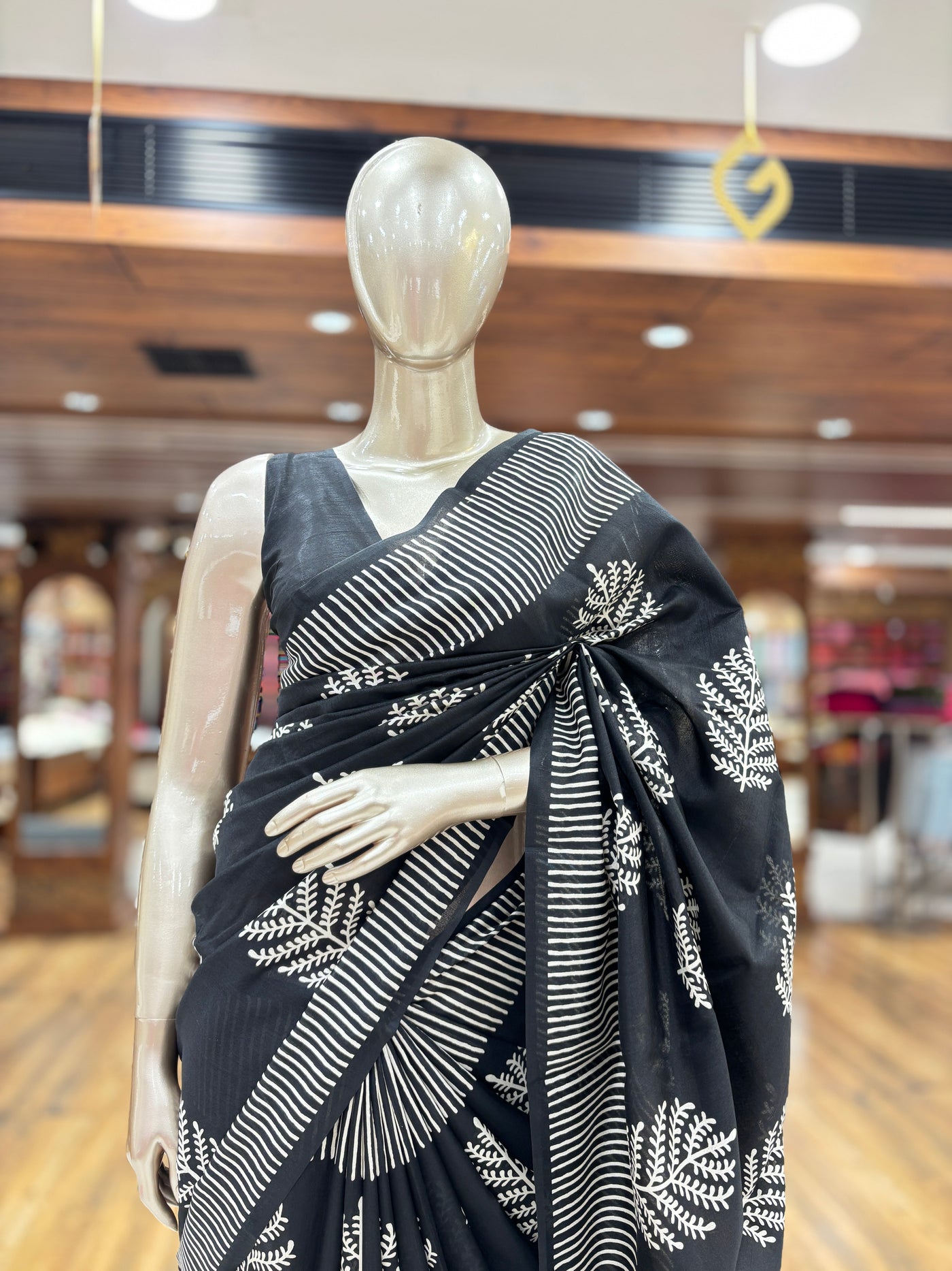 Women's Cotton Saree | Floral Printed | with Blouse Material