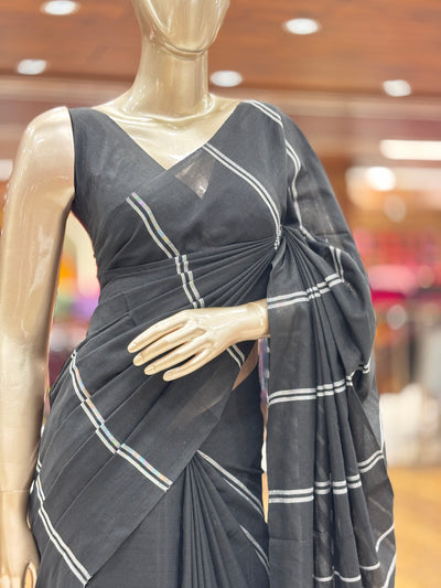 Soft Cotton Saree with Running Blouse Material |With Tassels |