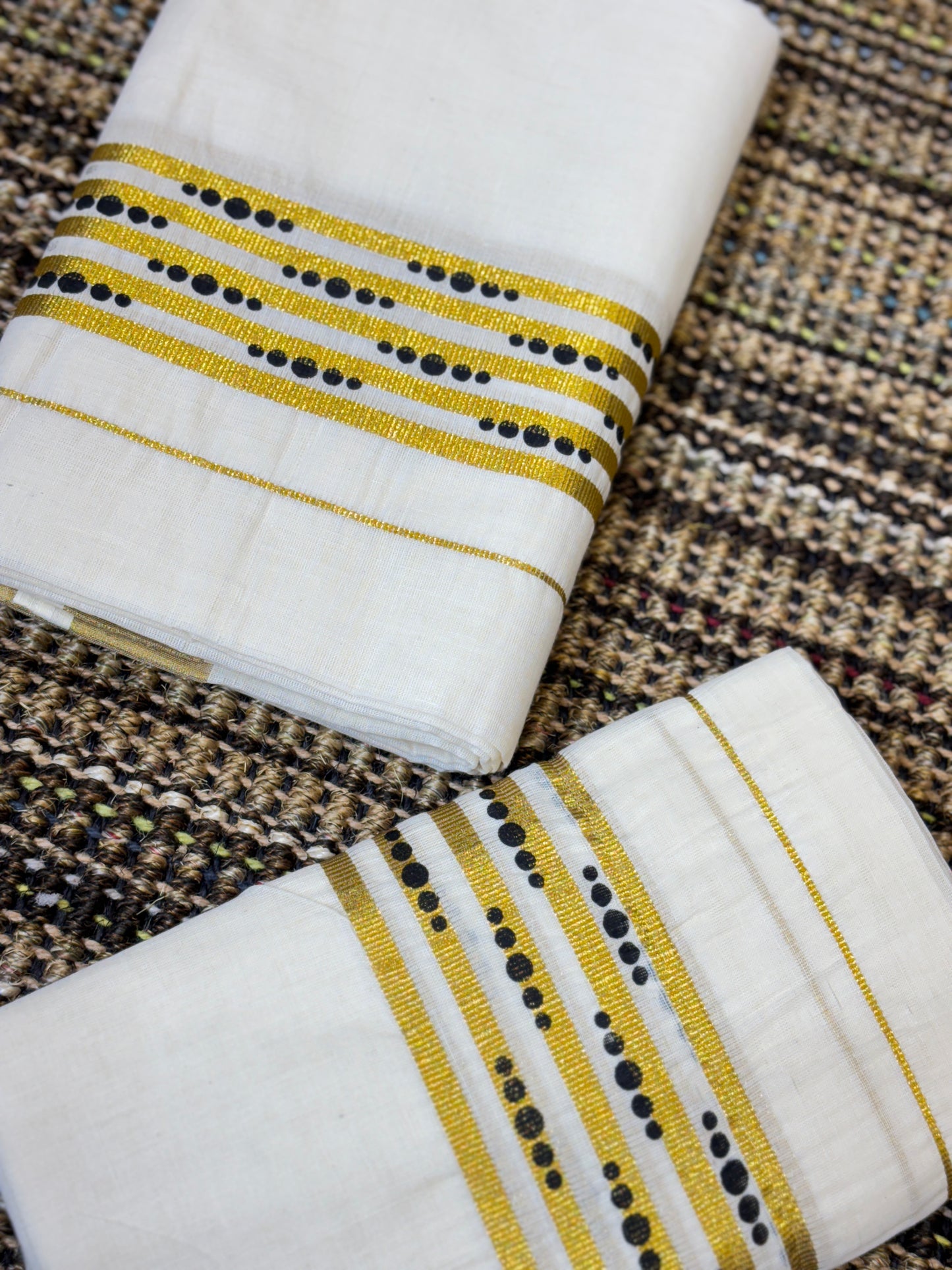 Traditional Cotton Set Mundu for Women | Black Dots